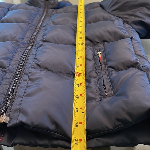 Tommy Hilfiger,S, lofty down, 21” navy jacket, 2 zip pockets (& 1 inside).NWOT. - Picture 10 of 12